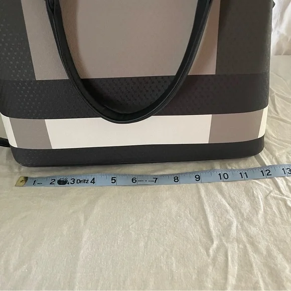 Deluxity Black and Gray Women's Satchel - Picture 5 of 5